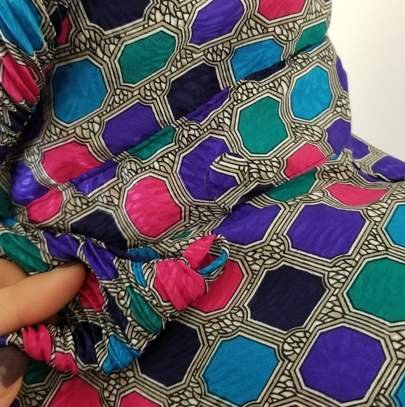 VTG Abstract Cowlneck Blouse - Picture 5 of 7